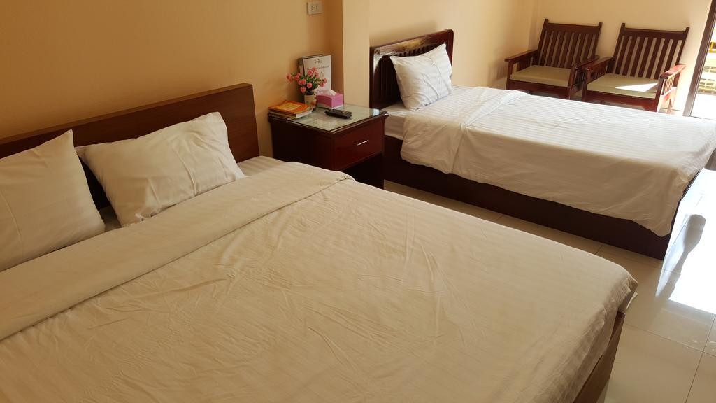 Jirasin Hotel & Apartment Ранонг Екстериор снимка